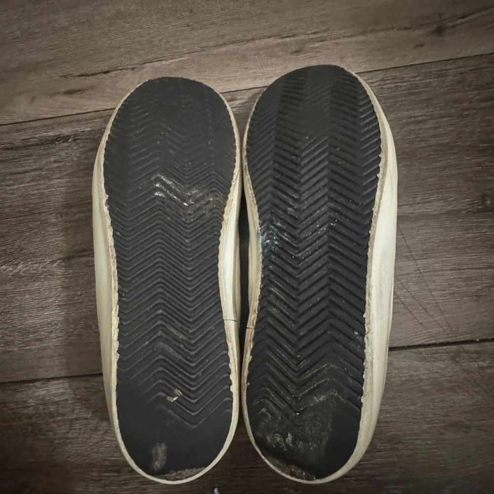 Golden Goose Tan and White Classic Star Sneakers - Picture 12 of 12